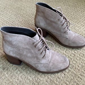 Dolce Vita suede booties